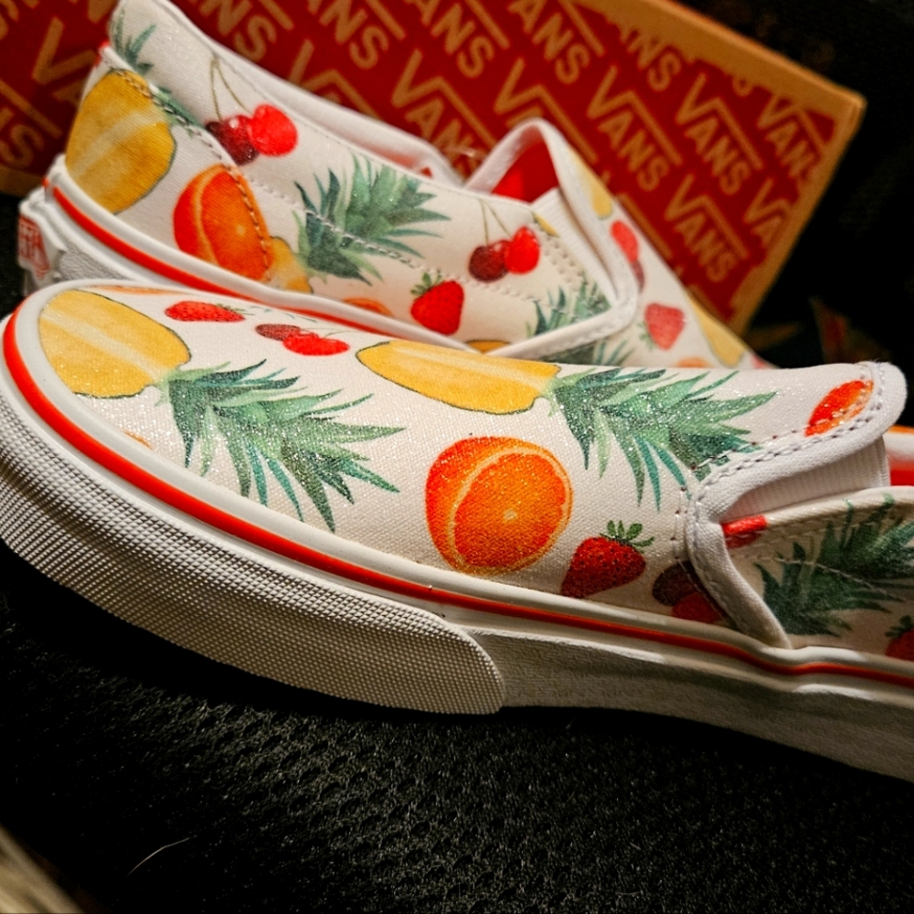 Women's Fruity Vans size 7.5